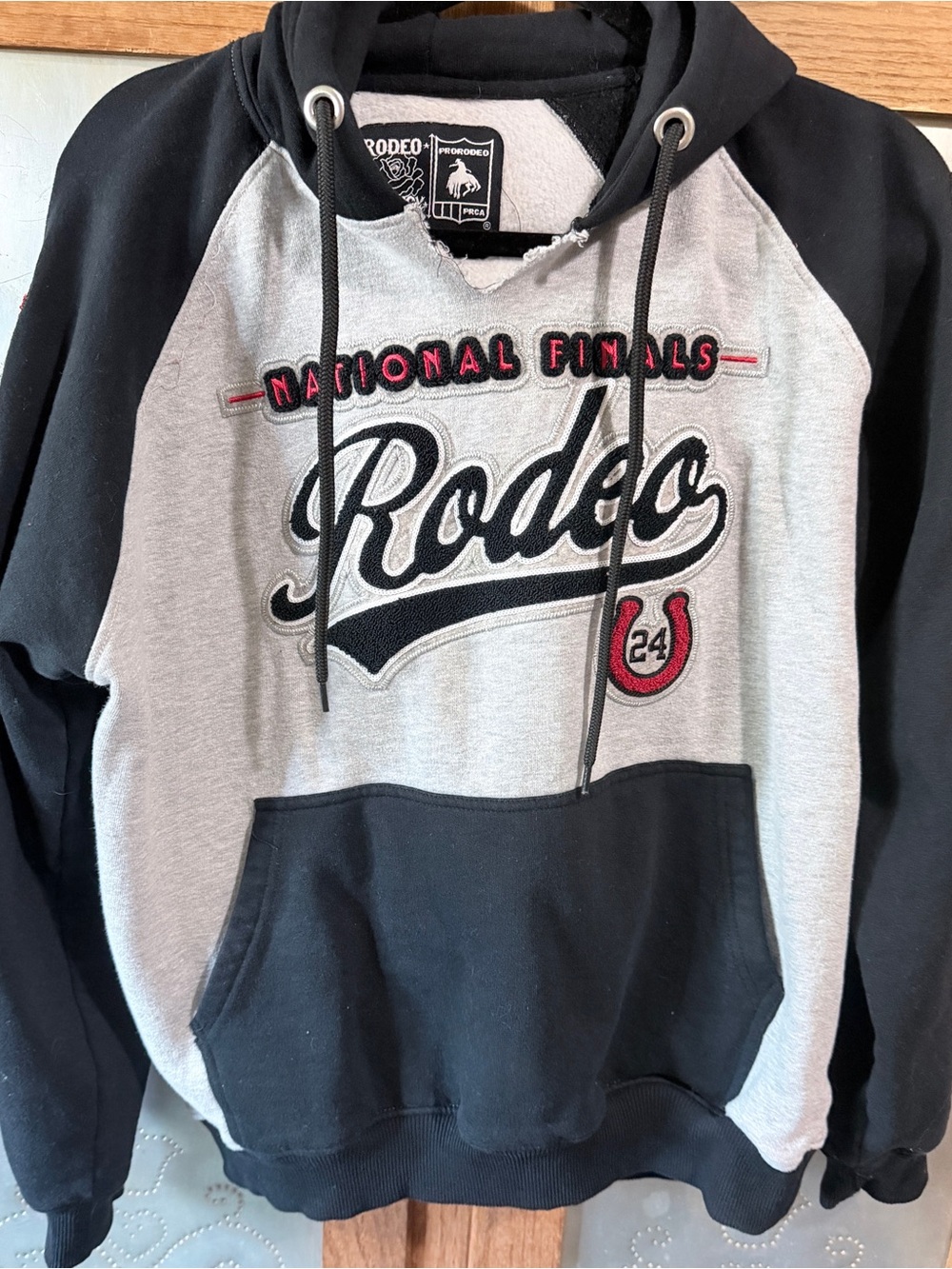 Rodeo National Finals Women’s Two-Tone Hoodie - Gray & Black